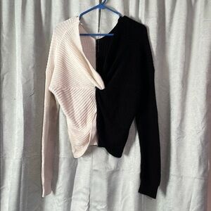 Black and white Cardigan with Ribbed Texture